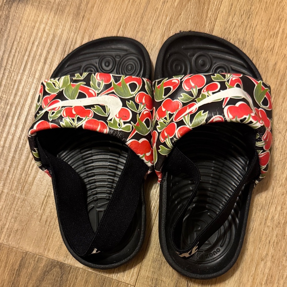 Nike Kids Cherry Pattern Slides - Black and Red Size 8